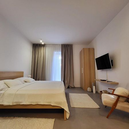 Firefly Luxury Apartment With Private Whirlpool Задар Екстериор снимка